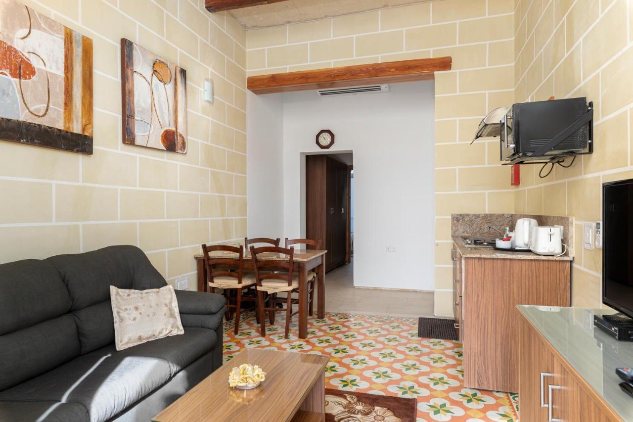 Quayside Apartments Marsaxlokk Eksteriør billede