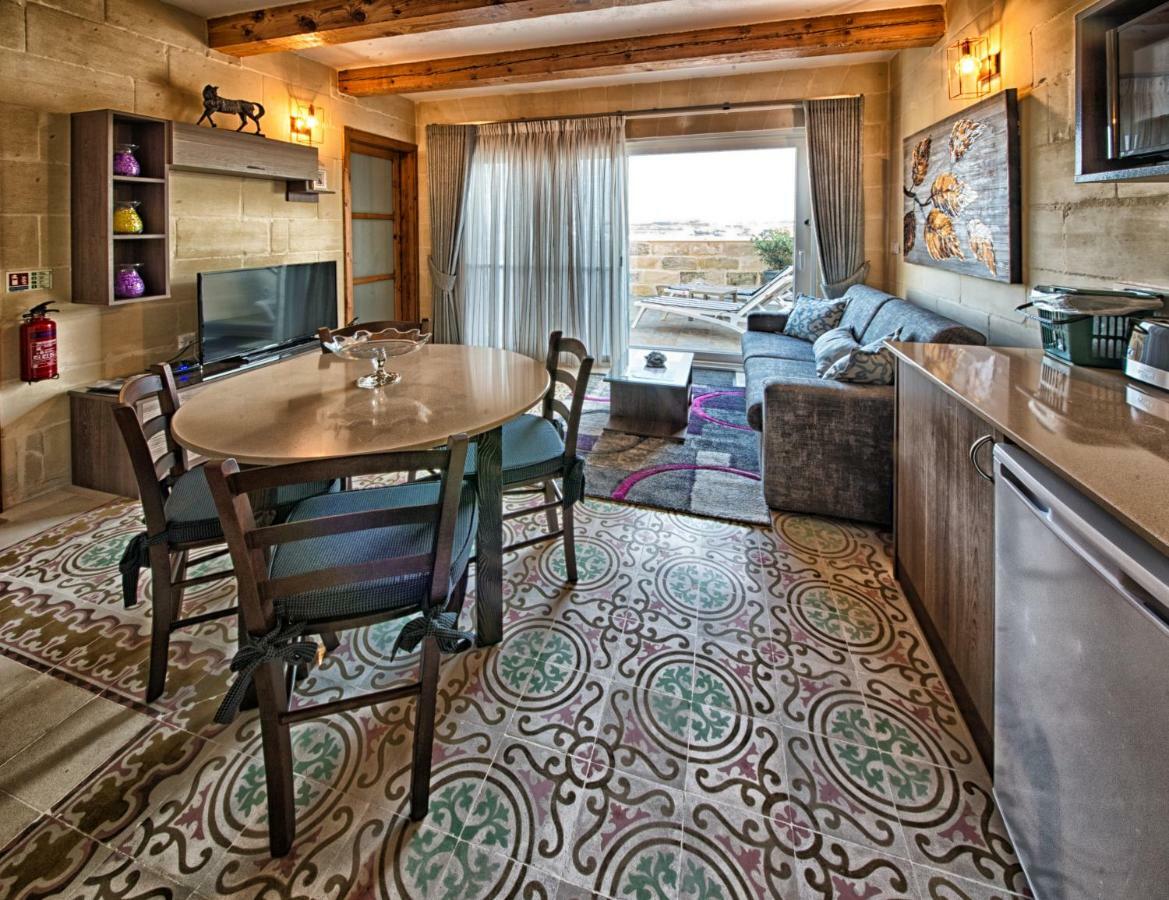 Quayside Apartments Marsaxlokk Eksteriør billede