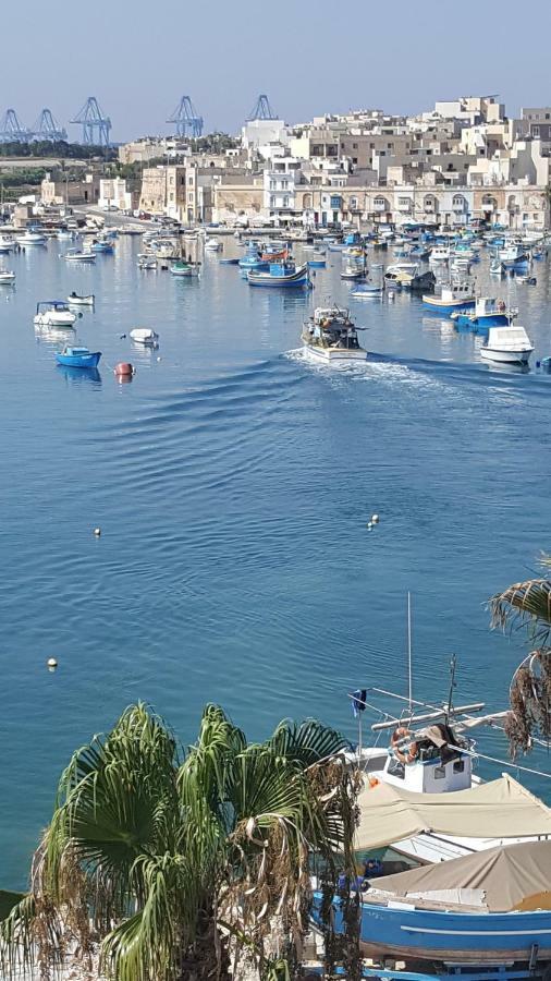 Quayside Apartments Marsaxlokk Eksteriør billede